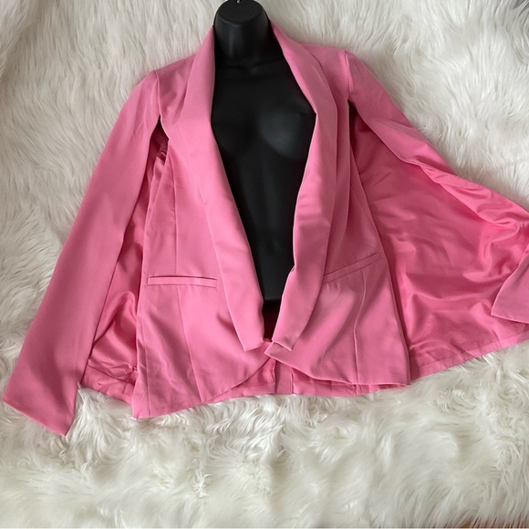 🛑🛑🛑🌸SHAWL COLLAR CAPE🌸 - Picture 5 of 11